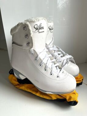 Soft Skate by Jackson figure skates girls 4